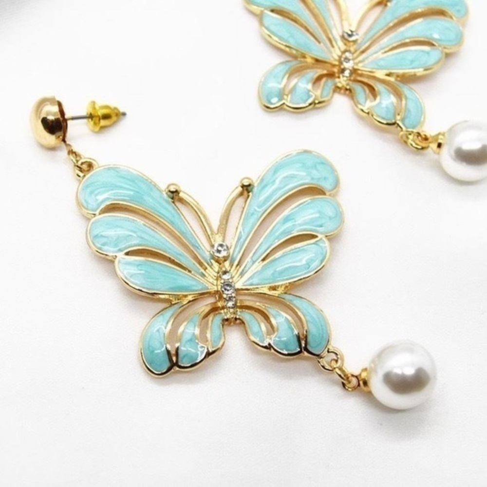 Oversized Blue Butterfly Pearl Earrings - Picture 2 of 4
